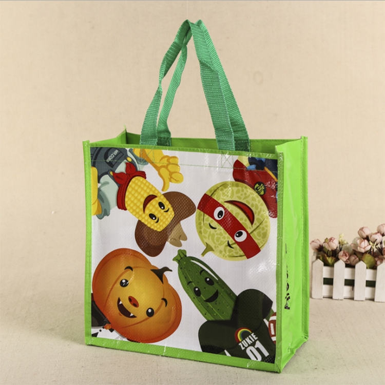 Matt laminerade tote väskor Matt laminated tote bags